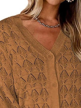 Cárdigan chic de cuello en V con detalles calados