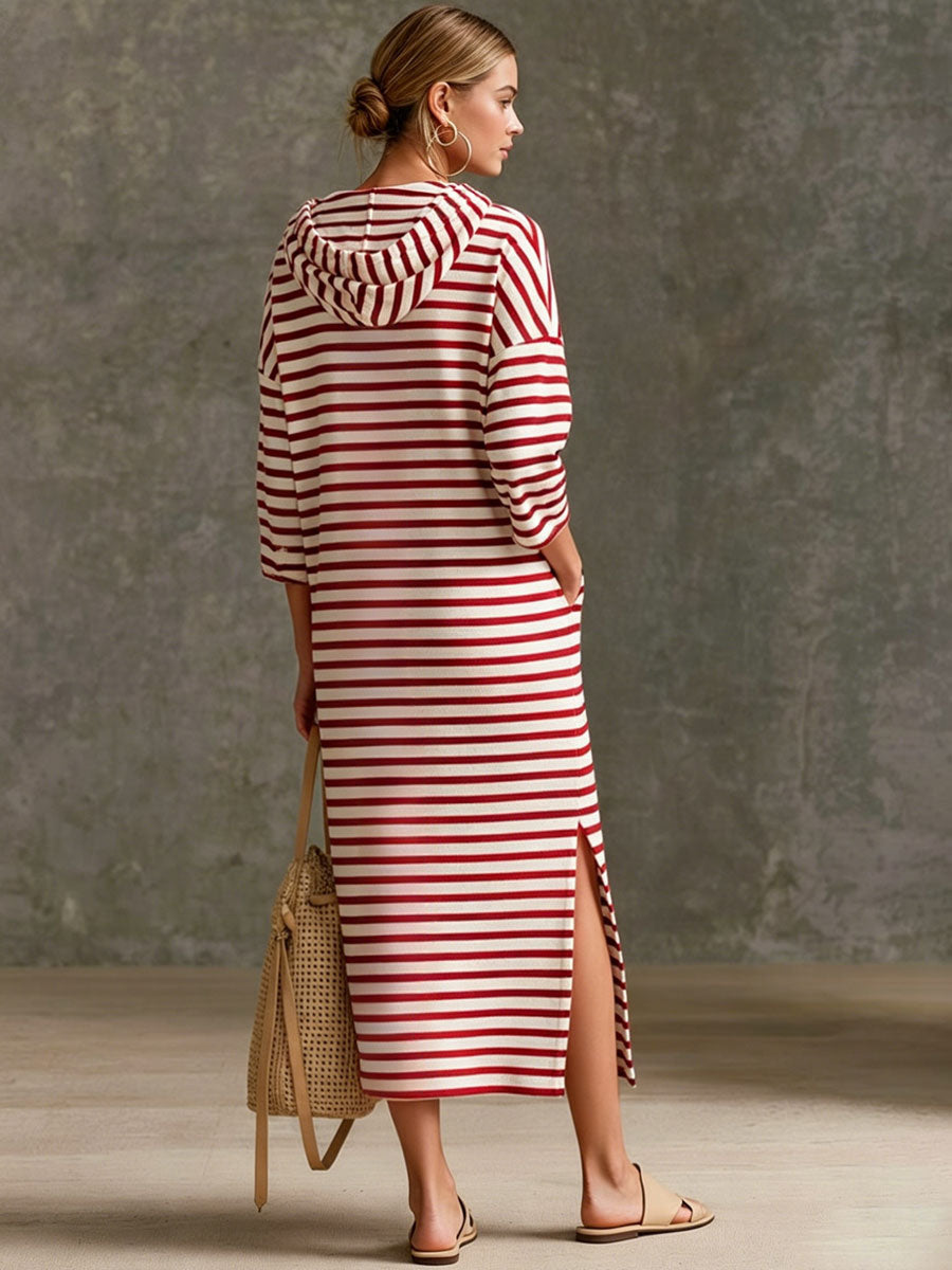 Vestido midi a rayas con capucha y media cremallera