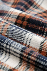 Chaqueta con capucha de cuadros