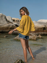 Blusa plisada con detalle de encaje y manga 3/4