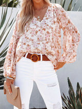 Blusa boho estampado floral con cuello en V