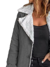 Trench acolchado sherpa con solapa