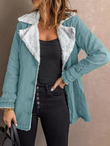 Trench acolchado sherpa con solapa