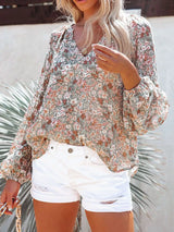 Blusa boho estampado floral con cuello en V