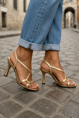 CASSIE | Sandalias de Tacón Doradas Encanto de Verano
