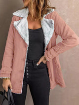 Trench acolchado sherpa con solapa