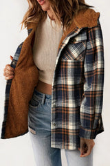 Chaqueta con capucha de cuadros
