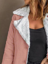Trench acolchado sherpa con solapa