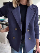 Chaqueta de punto canalé con solapa y doble botonadura