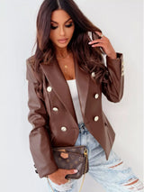 Blazer acolchado de piel sintética con solapa y doble botonadura