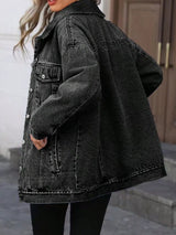 Cazadora vaquera oversize lavada con bolsillos