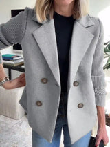 Chaqueta de punto canalé con solapa y doble botonadura